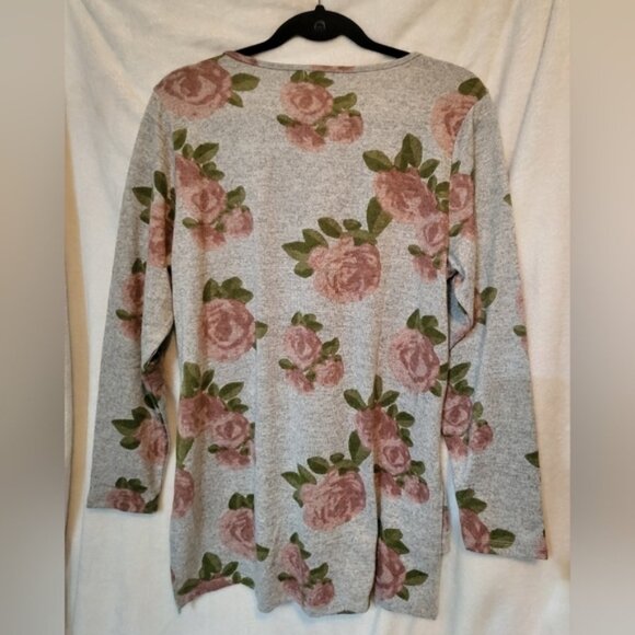 Runway Ready Couture Sweater Size XL - Picture 5 of 5